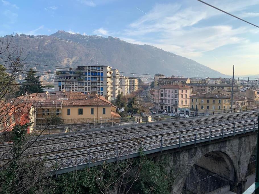 Appartamento Alle Rampe Como Exterior foto